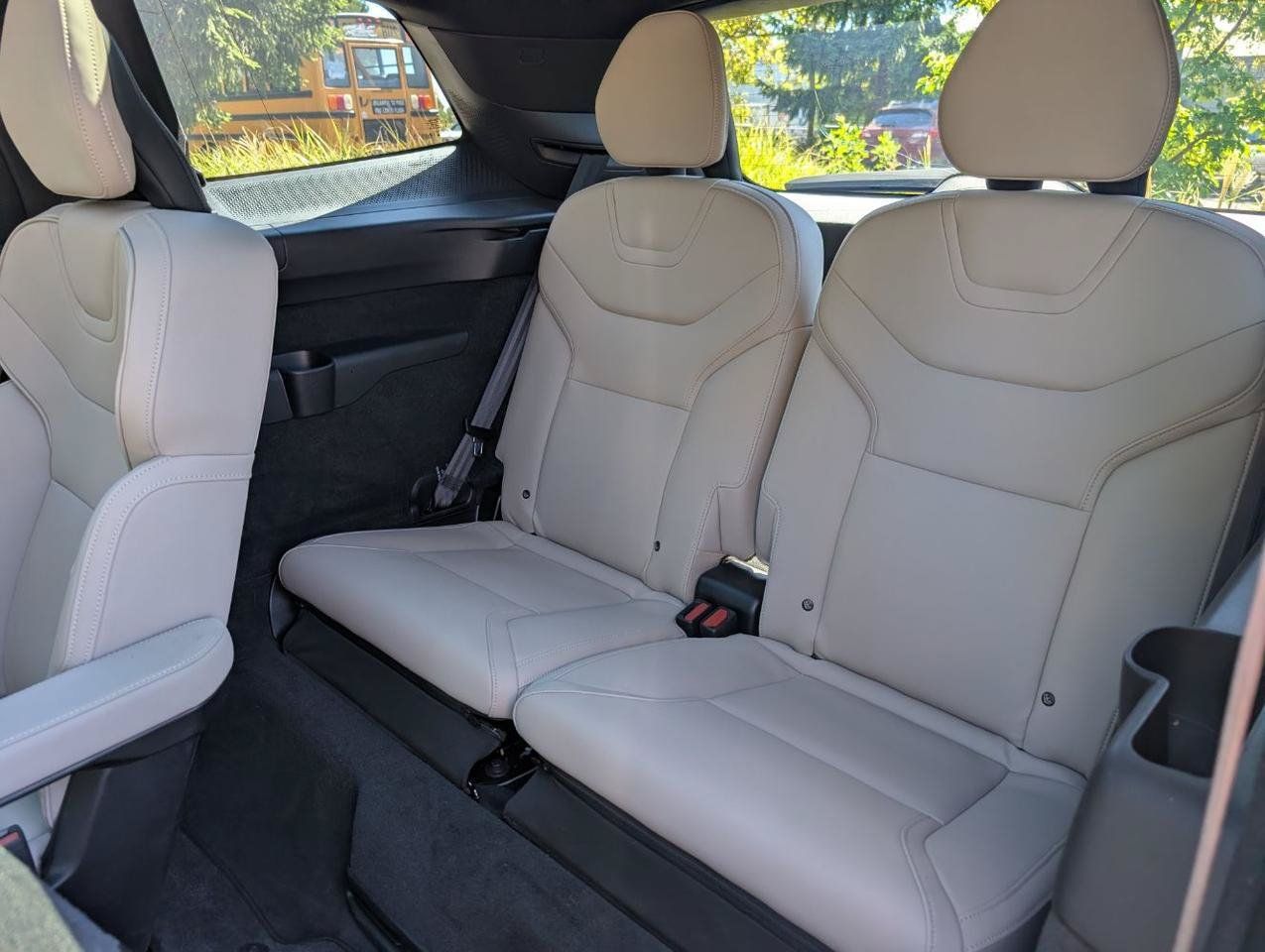 Used 2025 Volvo EX90 Ultra AWD/4WD image 12