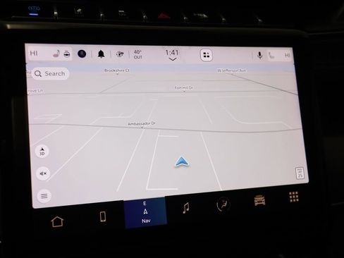 Used 2023 Jeep Grand Cherokee Overland w/ Advanced Protech Group III image 10