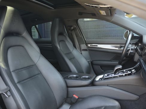 Certified 2023 Porsche Panamera Platinum Edition RWD image 27