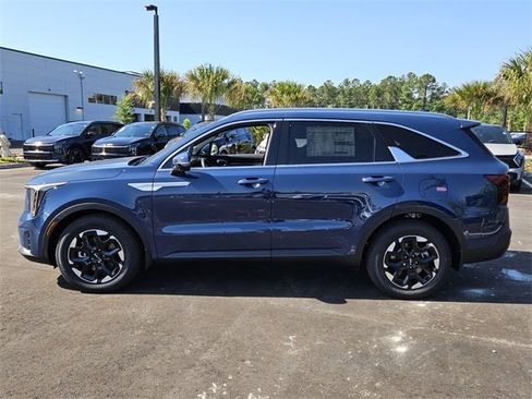 New 2025 Kia Sorento S w/ Panoramic Sunroof Package image 3