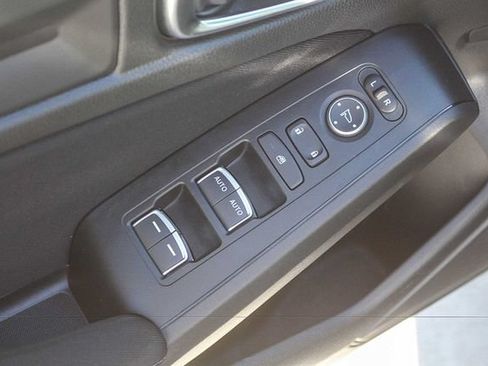 Certified 2025 Honda Civic Sport image 26