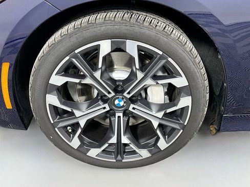Used 2025 BMW 330i Sedan w/ Convenience Package image 33