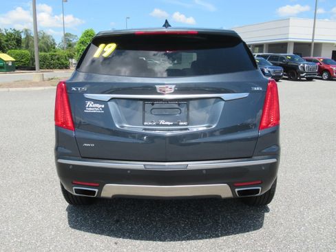 Used 2019 Cadillac XT5 Platinum AWD/4WD image 6