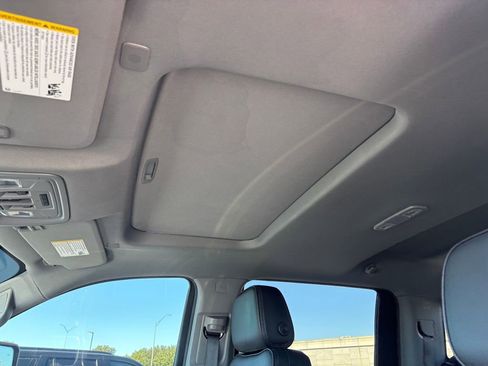 Used 2024 GMC Sierra 2500 Denali w/ Denali Reserve Package image 14