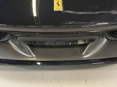 Used 2020 Ferrari F8 Tributo RWD image 17