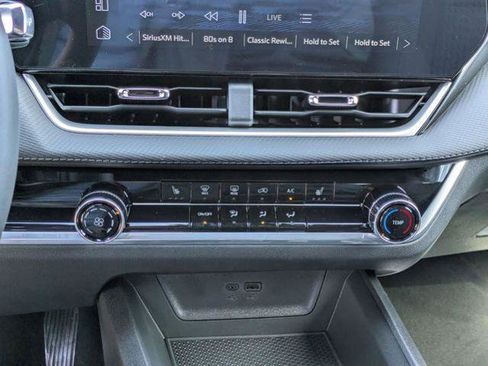 New 2026 Chevrolet Equinox LT w/ Safety and Technology Package AWD/4WD image 22