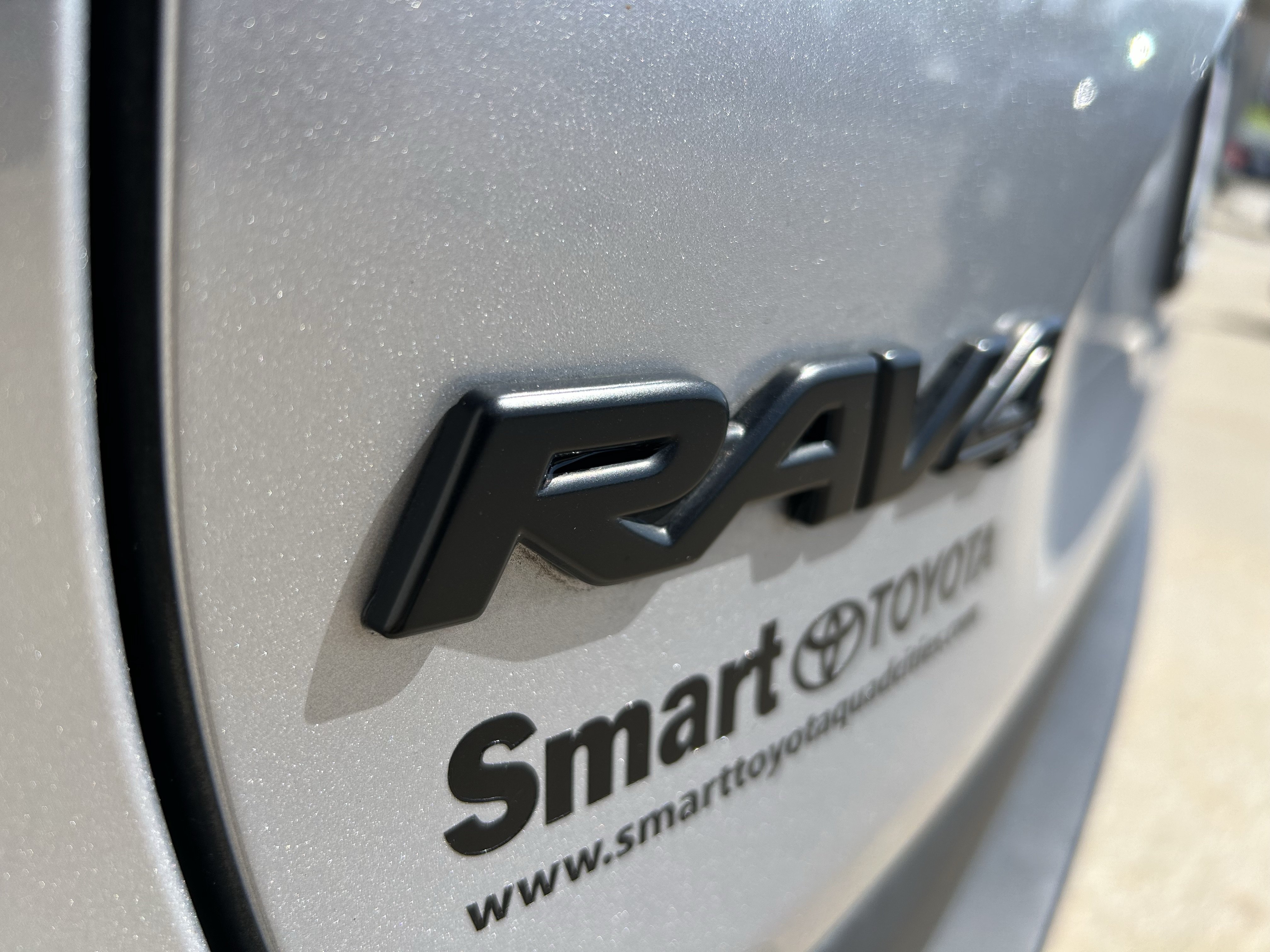 Certified 2022 Toyota RAV4 XLE Premium AWD/4WD image 9