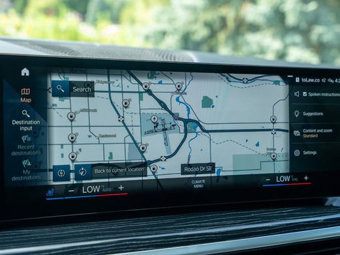 Used 2023 BMW X7 M60i image 42