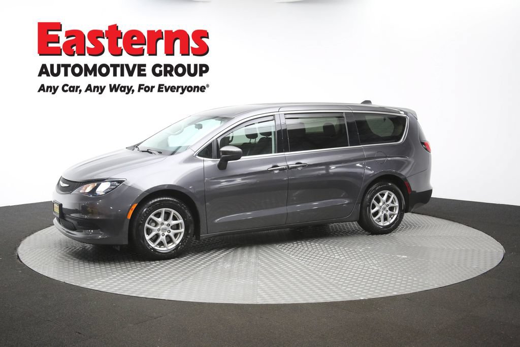 Used 2022 Chrysler Voyager LX FWD image 58