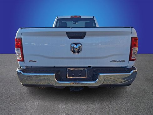 Used 2024 RAM 2500 Tradesman w/ Chrome Appearance Group image 5