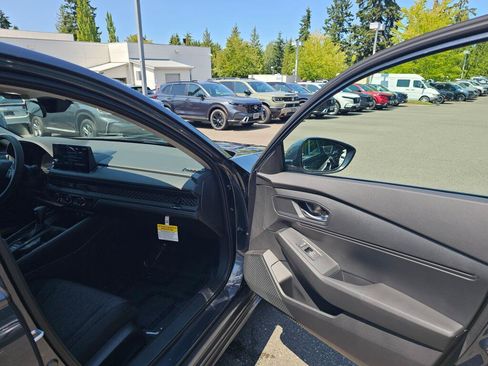 New 2026 Honda Accord LX image 11