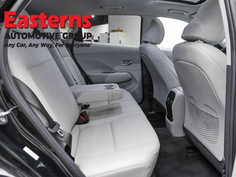 Used 2024 Hyundai Kona Limited FWD image 23