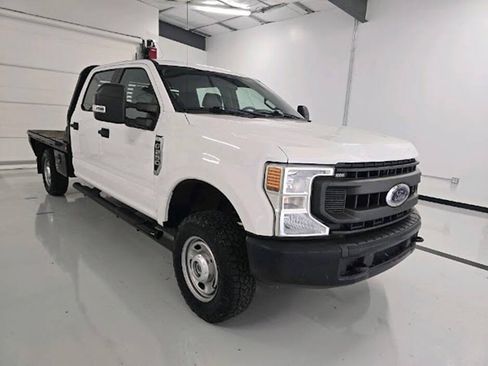 Used 2020 Ford F250 XL w/ Power Equipment Group AWD/4WD image 1