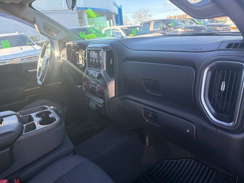 Certified 2019 Chevrolet Silverado 1500 LT w/ All-Star Edition image 21