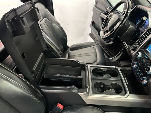 Used 2019 Ford F250 Platinum w/ FX4 Off-Road Package AWD/4WD image 54