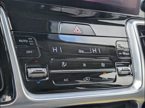 Used 2021 Kia Sorento SX image 17