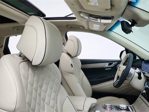 Used 2025 Genesis GV80 3.5T Prestige image 23