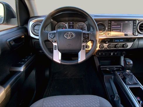 Used 2023 Toyota Tacoma SR5 w/ Technology Package AWD/4WD image 4
