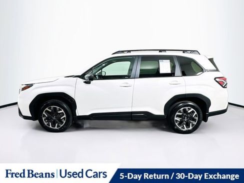 Used 2026 Subaru Forester Premium AWD/4WD image 4