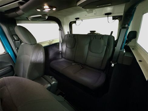 Used 2020 Jeep Wrangler Sport image 16