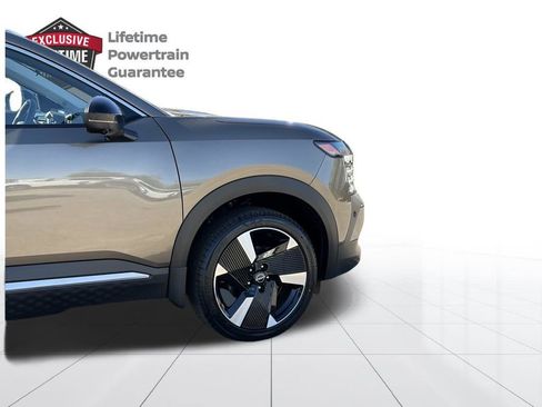 New 2026 Nissan Kicks SR w/ SR Premium Package FWD image 9