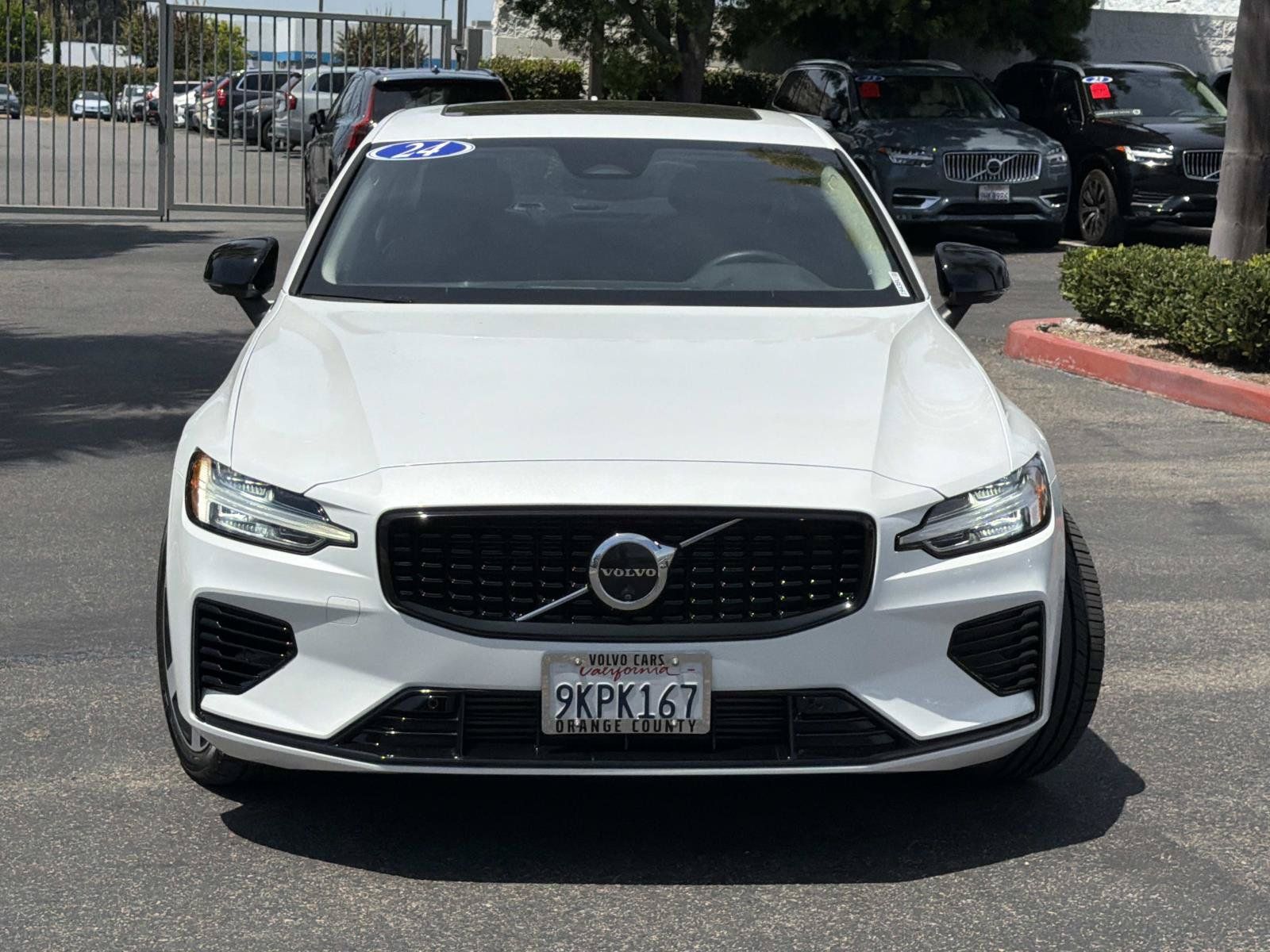 Certified 2024 Volvo S60 T8 Plus AWD/4WD image 2