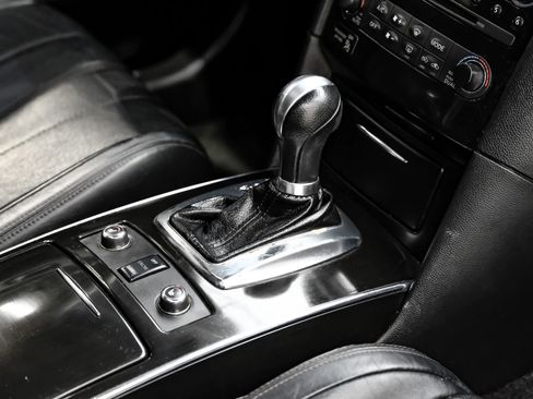 Used 2016 INFINITI QX70 3.7 image 32