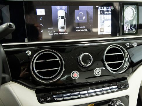 New 2026 Rolls-Royce Ghost AWD/4WD image 30