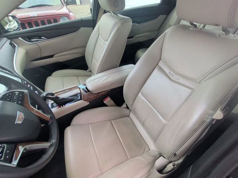 Used 2019 Cadillac XTS FWD image 14