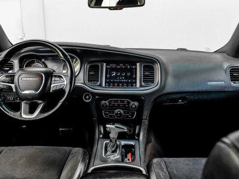 Used 2018 Dodge Charger GT AWD/4WD image 21