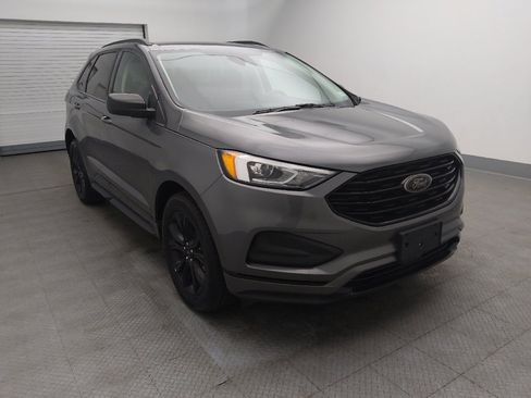 Used 2024 Ford Edge SE w/ Black Appearance Package image 13