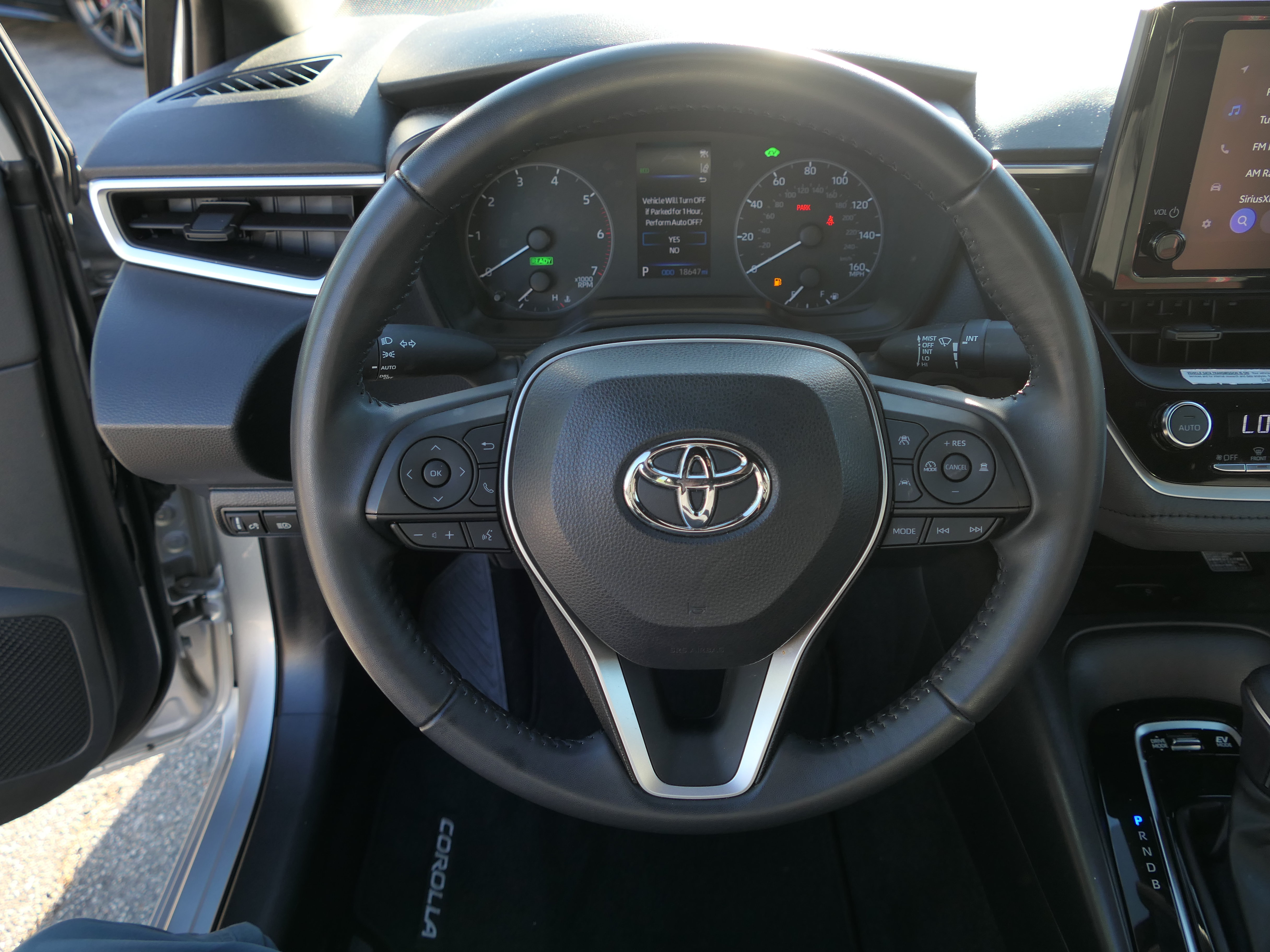 Used 2024 Toyota Corolla SE w/ SE Package FWD image 18