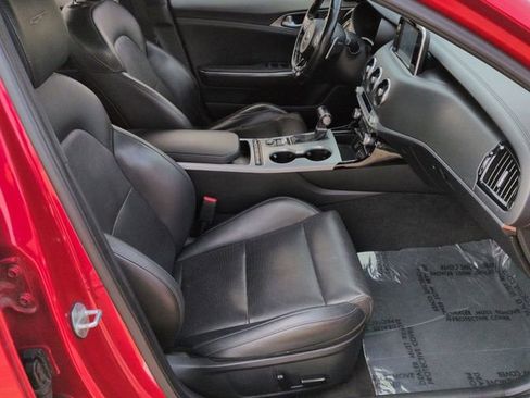 Used 2019 Kia Stinger GT image 29