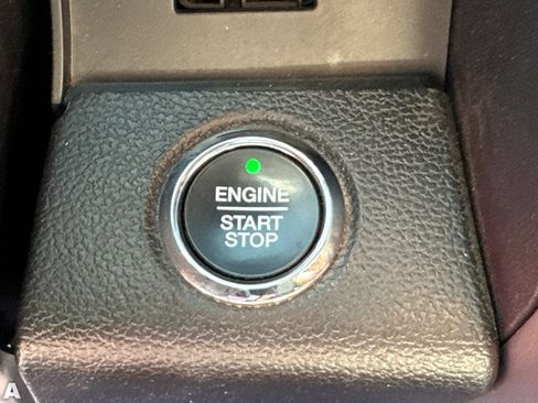 Used 2019 Ford F150 Platinum w/ Technology Package AWD/4WD image 28