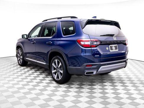 Certified 2024 Honda Pilot Touring image 18