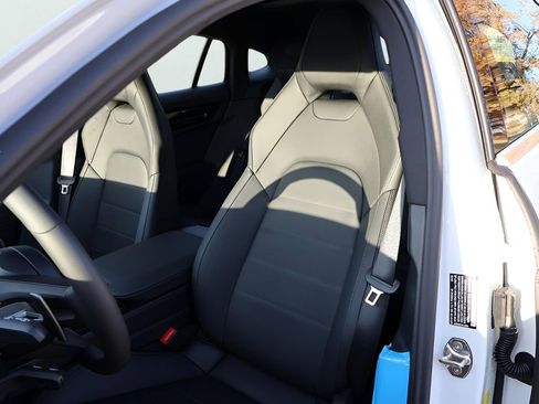 New 2026 Porsche Panamera image 5