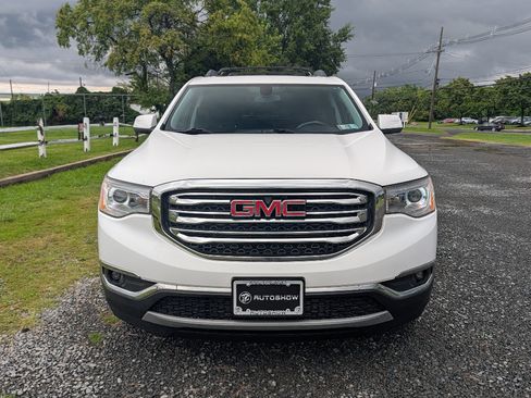 Used 2017 GMC Acadia SLE w/ Driver Alert Package I AWD/4WD image 2