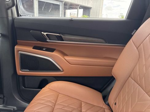 Used 2025 Kia Telluride EX X-Line AWD/4WD image 15