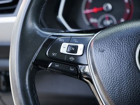 Used 2020 Volkswagen Jetta SE image 20