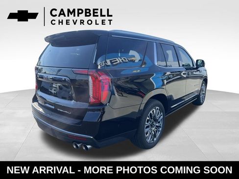 Used 2023 GMC Yukon Denali Ultimate AWD/4WD image 5