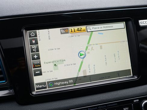 Used 2019 Kia Niro EX Premium w/ Cold Weather Package 1.0 image 21