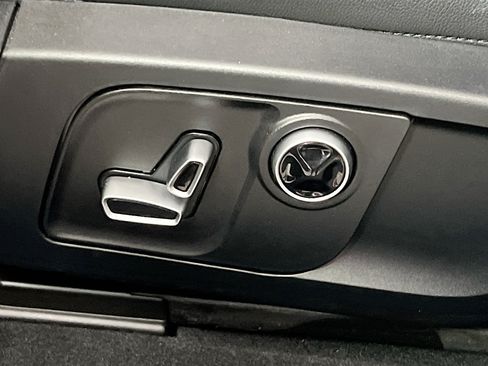 Used 2022 Maserati Levante GT AWD/4WD image 15