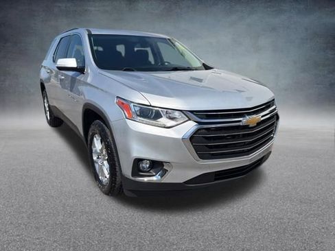 Used 2019 Chevrolet Traverse LT FWD image 4