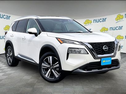 Used 2023 Nissan Rogue SL