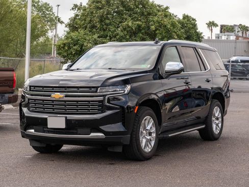 Used 2024 Chevrolet Tahoe Premier AWD/4WD image 3