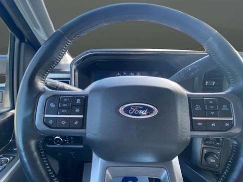 Used 2024 Ford F250 Lariat w/ Lariat Ultimate Package AWD/4WD image 16