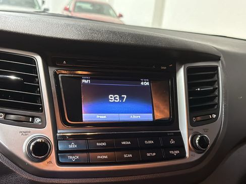 Used 2017 Hyundai Tucson SE w/ SE Popular Package 02 AWD/4WD image 15