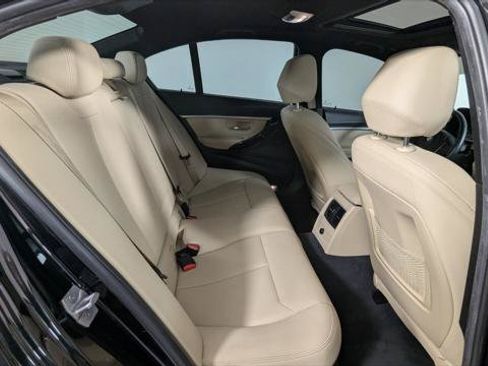 Used 2018 BMW 330i Sedan RWD image 22