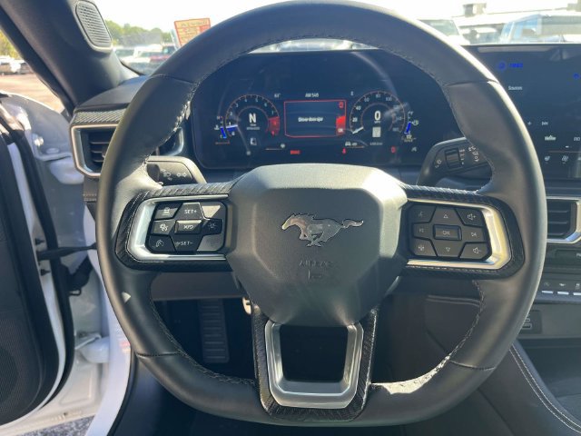 Used 2025 Ford Mustang GT Premium w/ GT Performance Package RWD image 19