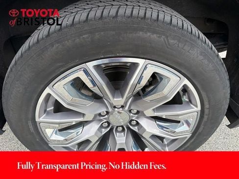 Used 2024 GMC Sierra 1500 Denali w/ Denali Reserve Package AWD/4WD image 8